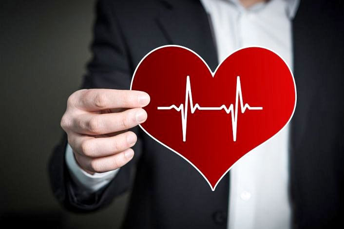 sumažėjęs širdies ritmas su hipertenzija